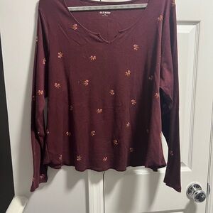 Old Navy Women's Maroon Floral Long Sleeve Top